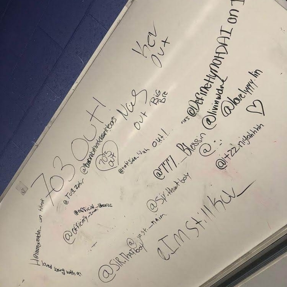 Meet your Posher, Sharae - Picture 1 of 1